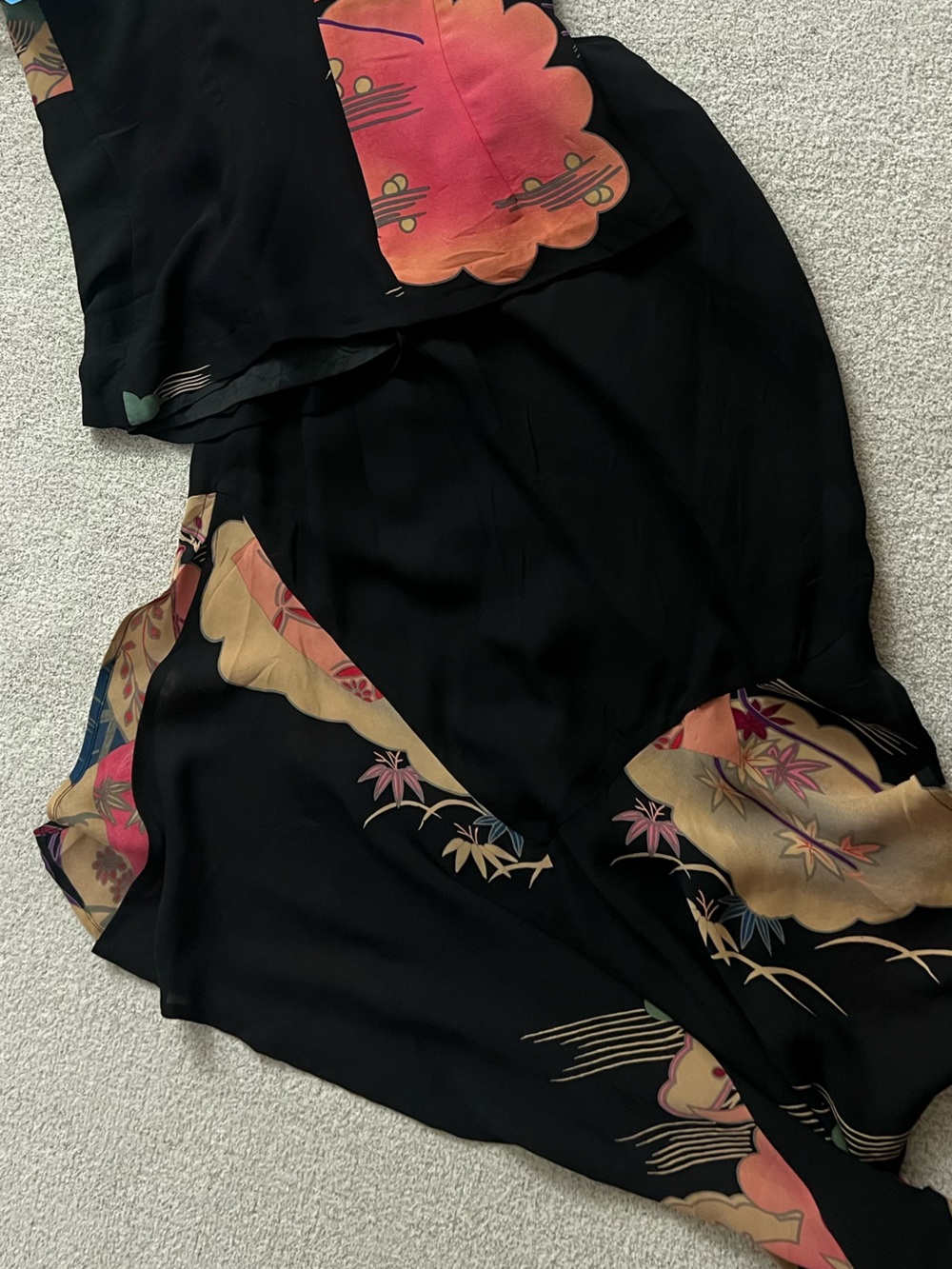 Sue Wong Floral Fan-Print Asymmetric Slip Skirt Set - Picture 3 of 6